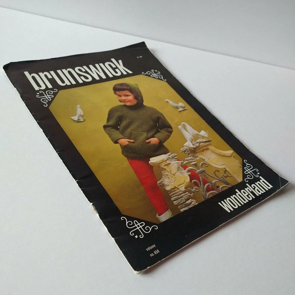 Brunswick Volume 626 Wonderland – 1968 Vintage‎ Kids' Knitting Pattern Booklet